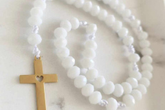 Molitvena krunica brušeni kristalići 19,00 € (perle 8mm na špagici)